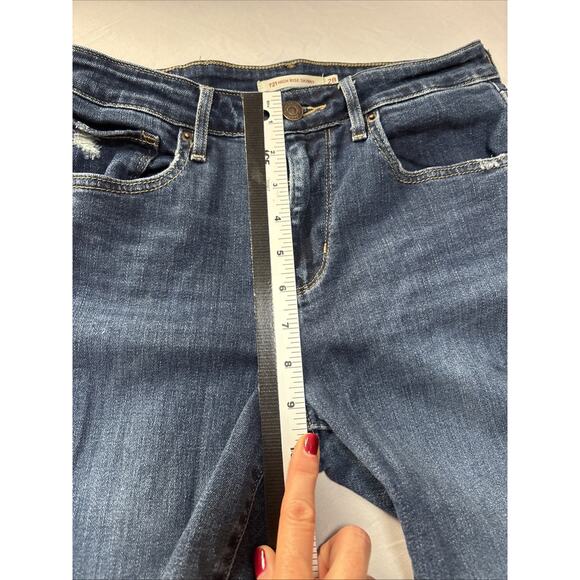 Levi's 721 High Rise Skinny Women's 28 Jeans Ripped Urban Streetwear Cowgirl - Picture 8 of 9